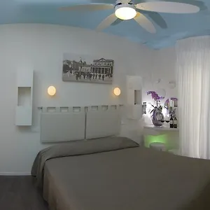 hotel-casablanca.riccione-hotels.org/